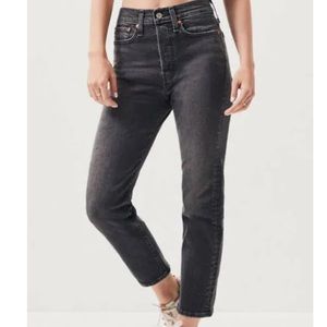 Levi’s Wedgie Icon